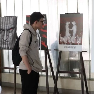 Открылась выставка плакатов «Молодежь против коррупции»