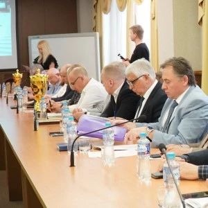 Учёный совет: обсудили важное, наградили лучших