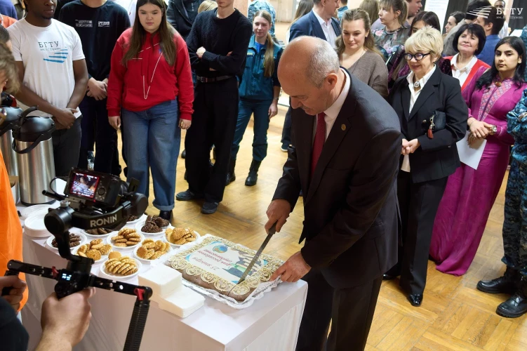 Картинка слайда 9