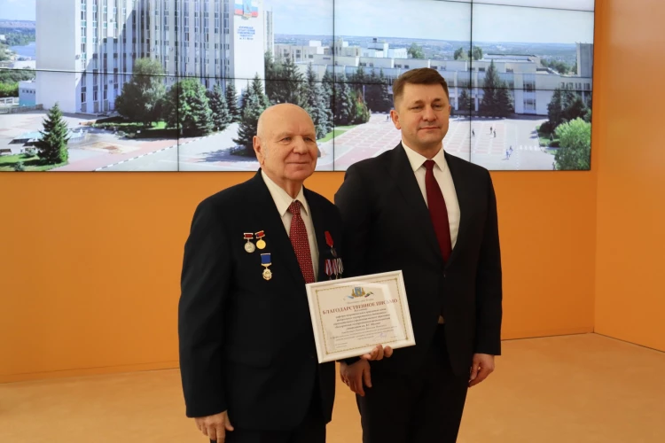 Картинка слайда 1