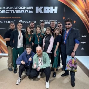 Сборная КВН БГТУ вышла во второй тур Международного фестиваля в Сочи