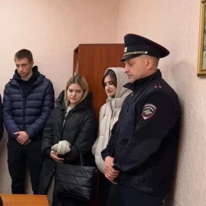 Студенты БГТУ им. Шухова посетили МРЭО ГИБДД по Белгородской области