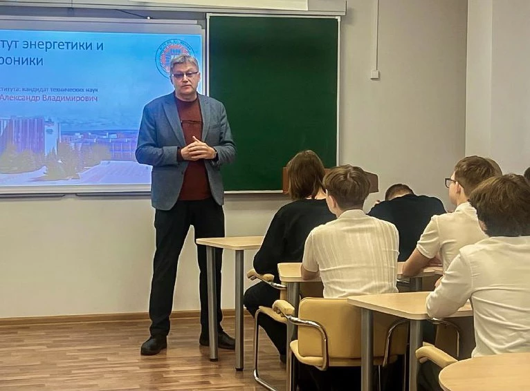 БГТУ готовит будущих инженеров со школьной скамьи