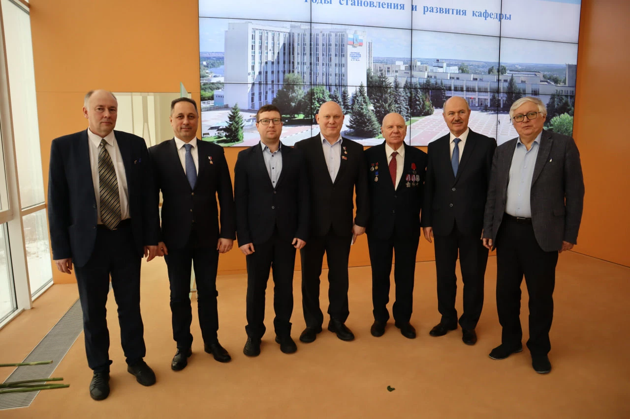 Кафедра теоретической и прикладной химии БГТУ им. В.Г. Шухова отметила 55-летие