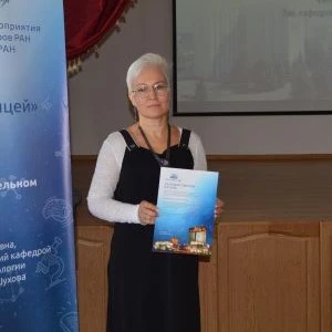 Профессор Валерия Строкова прочитала лекции в базовых школах РАН Белгорода