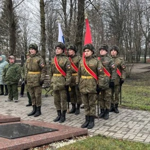 Вахта памяти: курсанты ВУЦ почтили память павших на Курской дуге